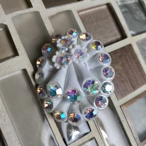 Vtg Irredesent Brooch